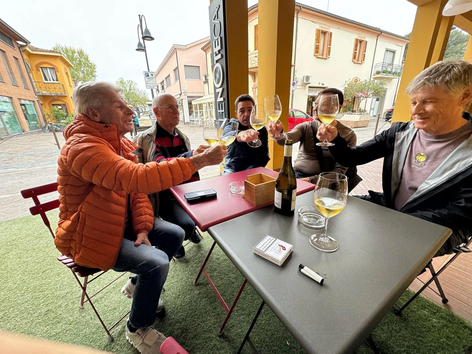 Gemeinschaft abseits des Rads